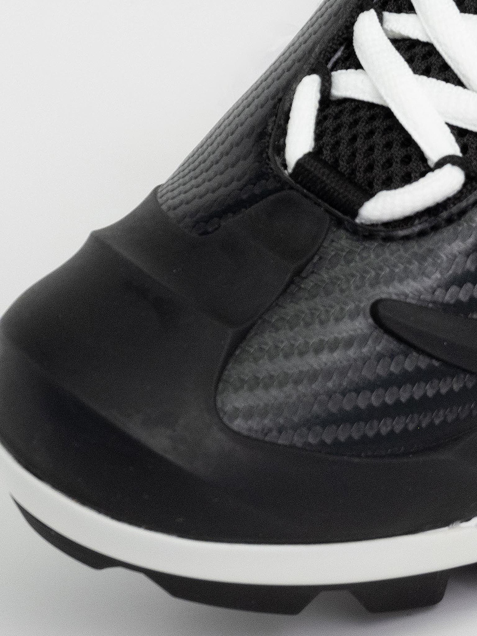 Rokey Softball Cleats Women's SwiftStep TPU Size [Insert Size] - Enhanced Performance and Comfort