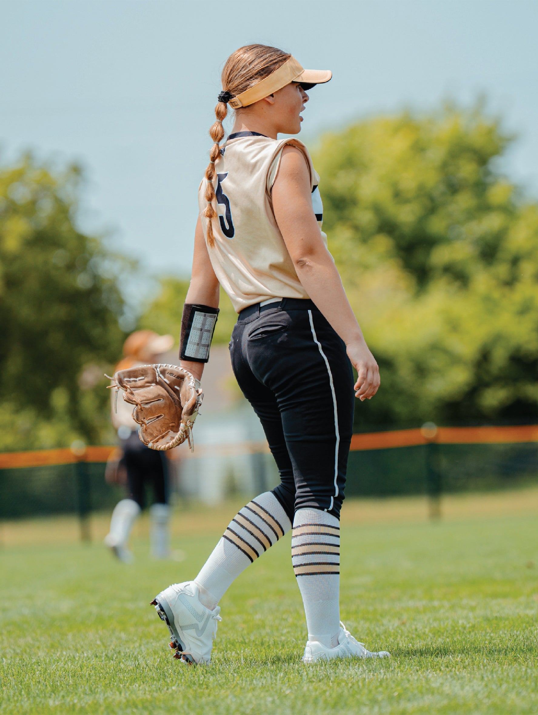 Rokey Softball Cleats Size 8 Black - Superior Comfort and Performance