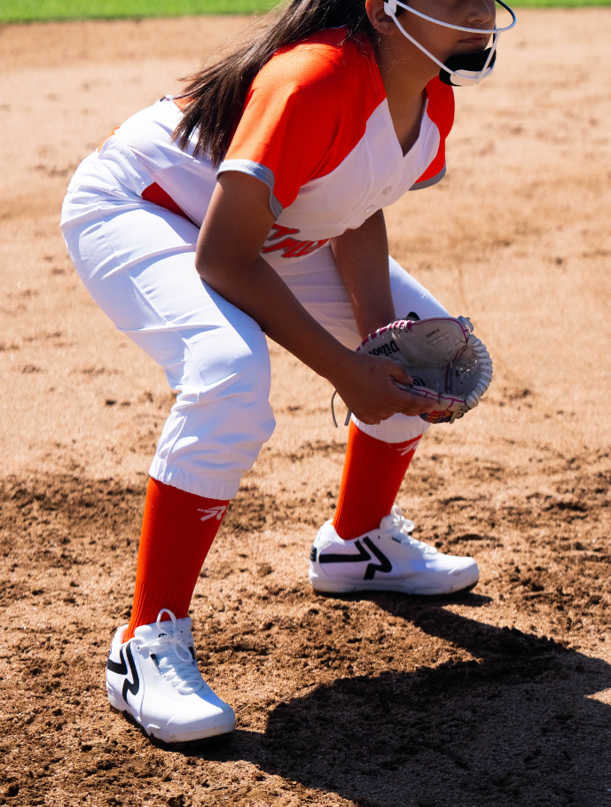 Rokey Softball Fielders Cleat Women's Size 7 Black - Comfortable and Durable Support